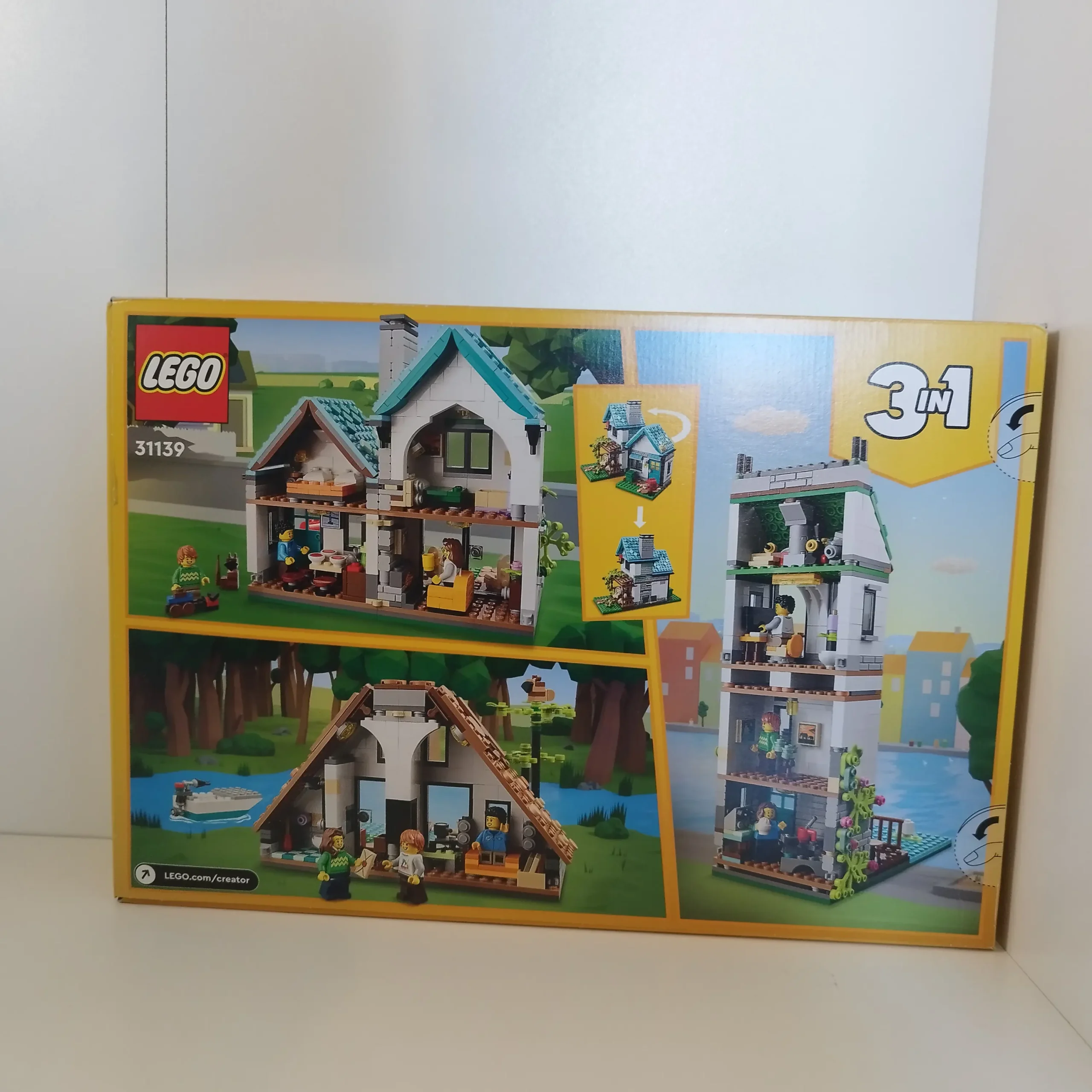 LEGO Creator 3-i-1 Hyggeligt hus 31139 bagside
