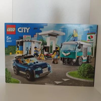 LEGO City Servicestation 60257 forside