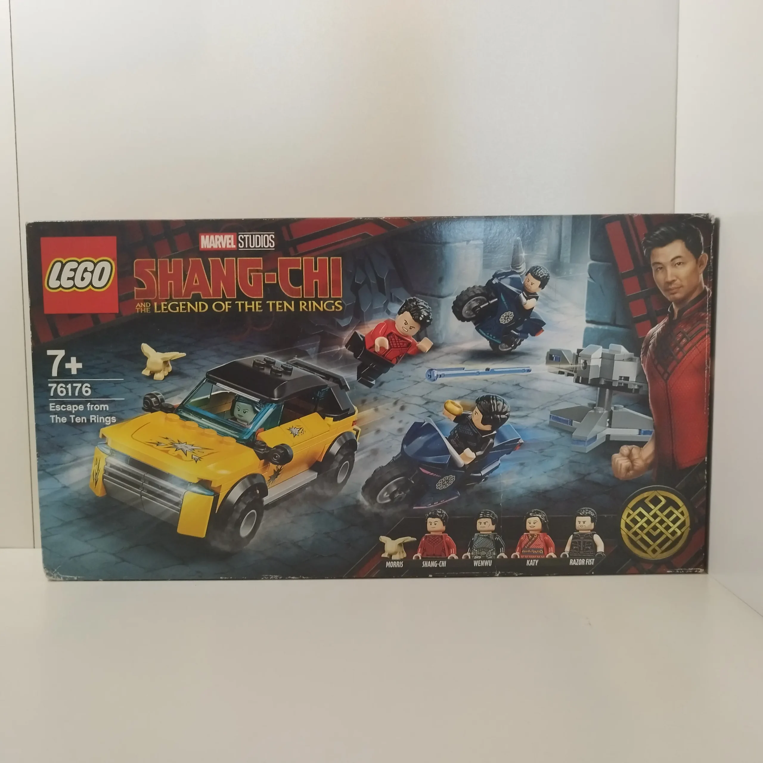 Titel: LEGO Marvel Flugten fra De Ti Ringe 76176 forside