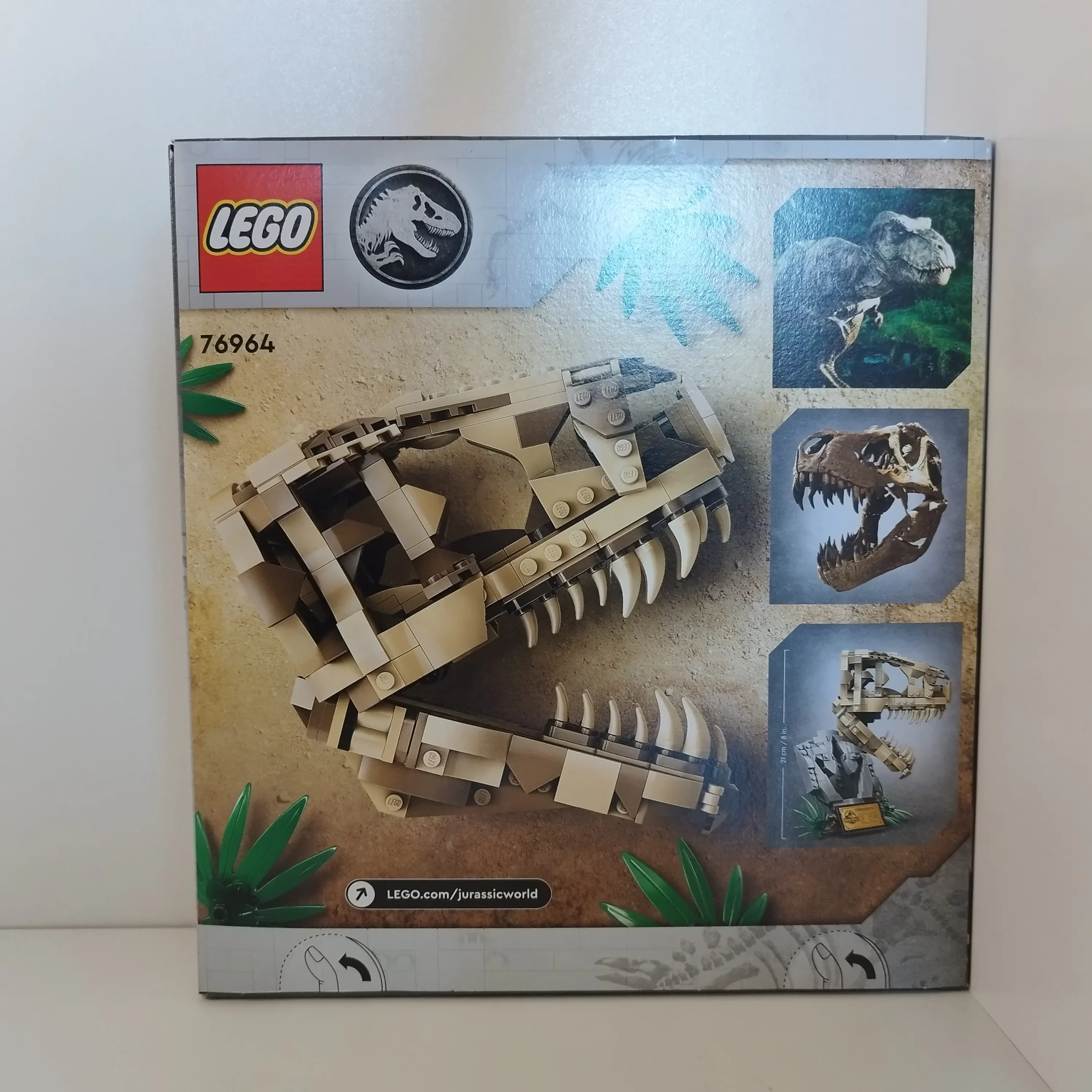LEGO Jurassic World Dinosaurfossiler T. rex-kranium 76964 bagside